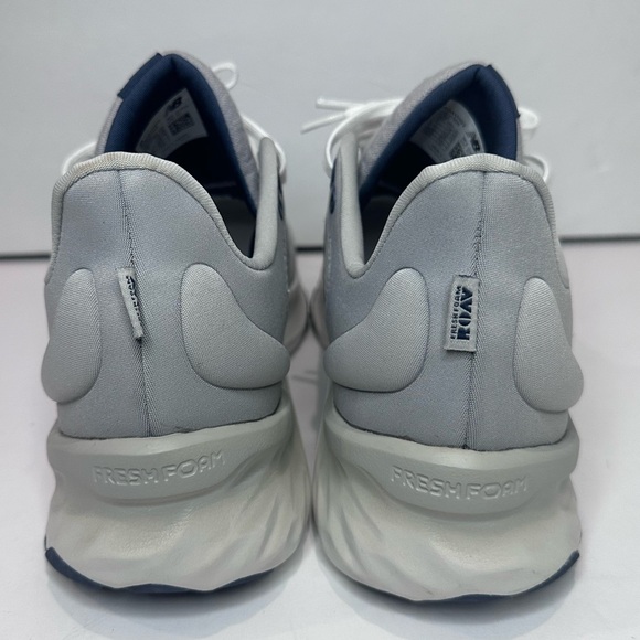 Used New Balance Gray Sneakers - Picture 4 of 7